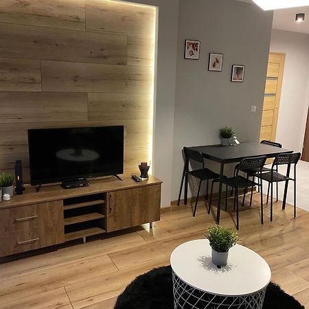 Apartamenty W Centrum Z Bezplatnym Parkingiem By Gingerbread Apartments Thorn Exterior foto