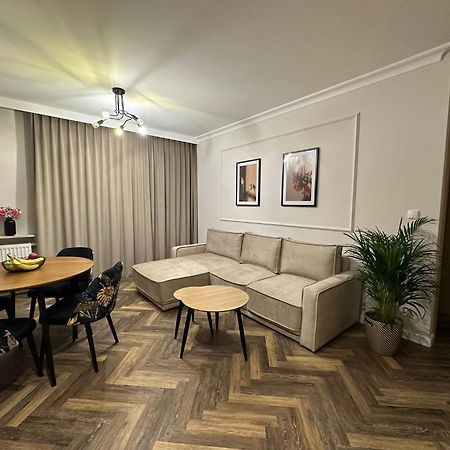Apartamenty W Centrum Z Bezplatnym Parkingiem By Gingerbread Apartments Thorn Exterior foto