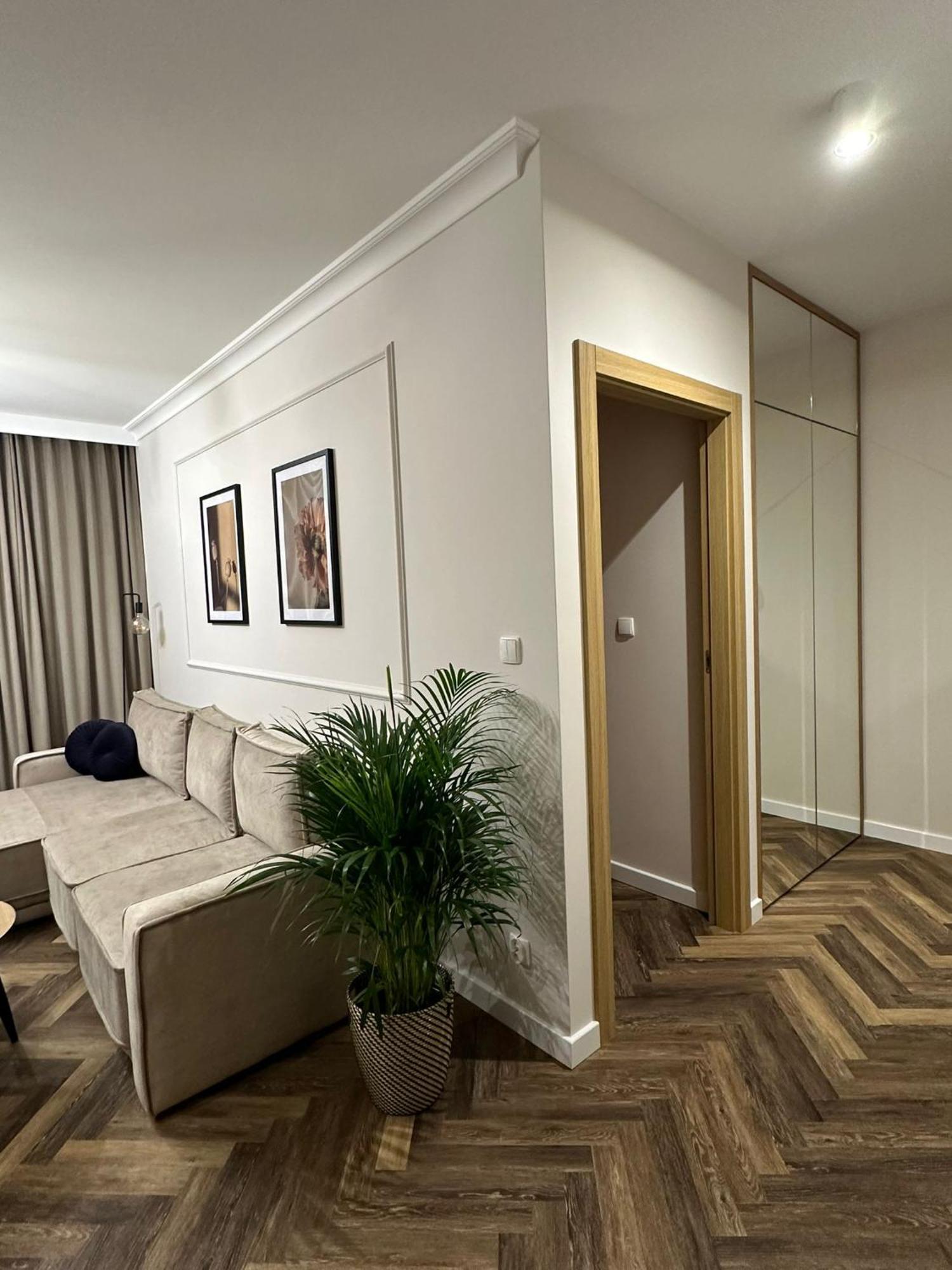 Apartamenty W Centrum Z Bezplatnym Parkingiem By Gingerbread Apartments Thorn Exterior foto